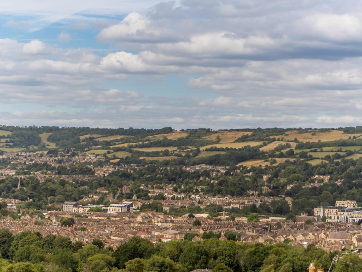 Pass The Keys One Bed Flat With Stunning Views And Free Parking Apartment Bath Exterior photo