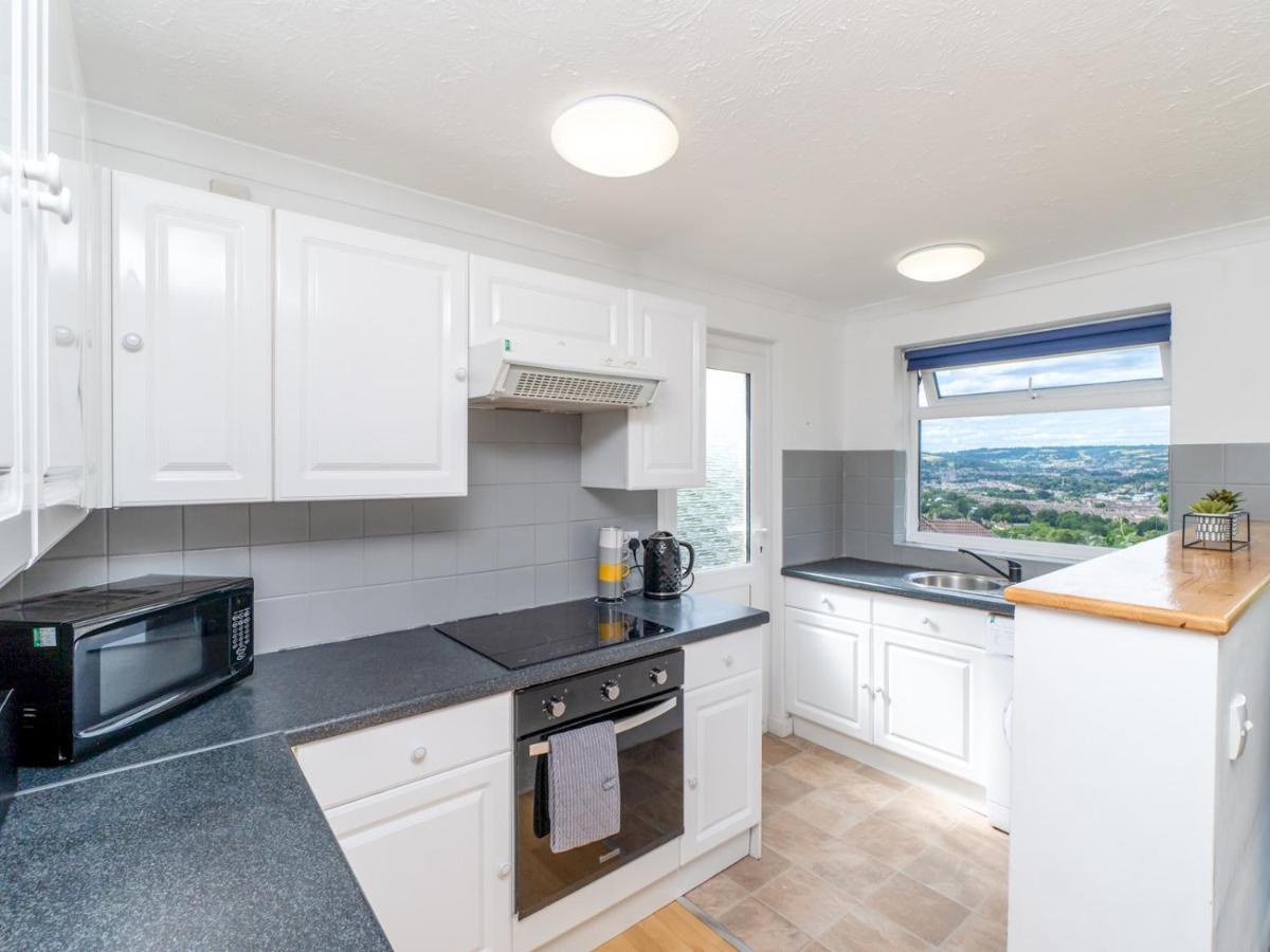 Pass The Keys One Bed Flat With Stunning Views And Free Parking Apartment Bath Exterior photo